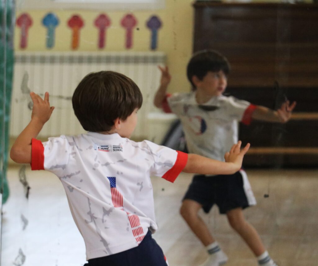 Alumno de Casvi International American School en actividades extraescolares