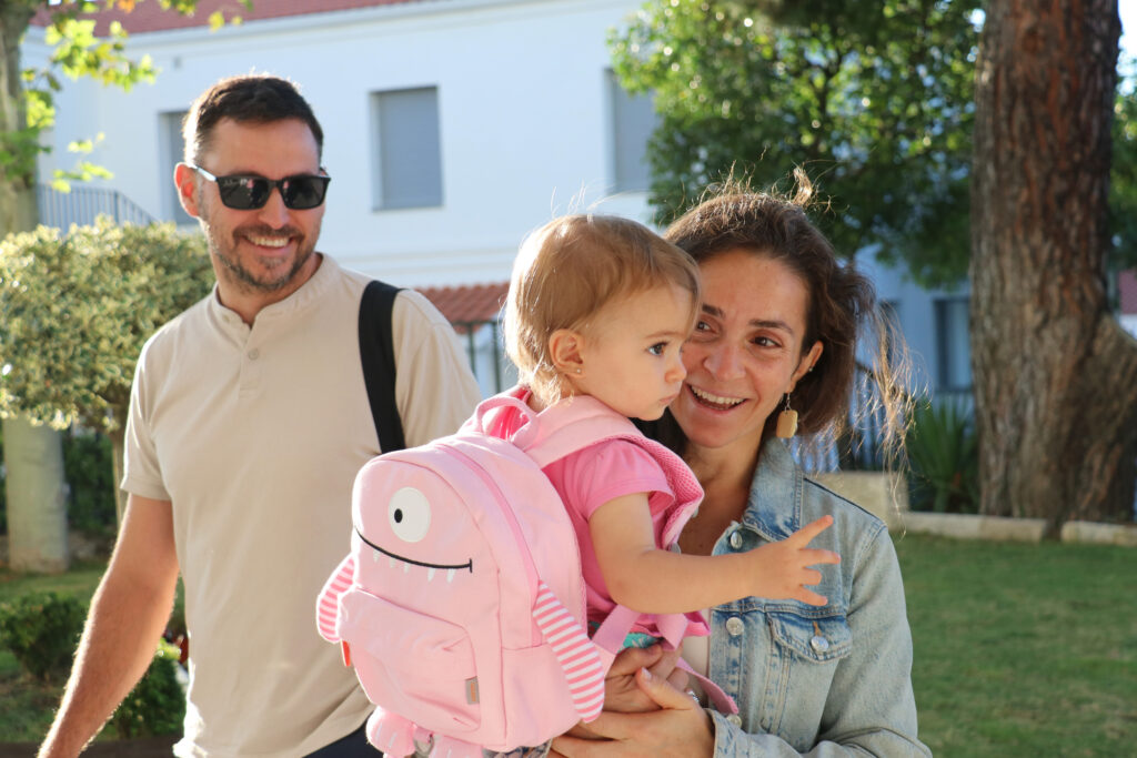 Parents taking their daughter to Casvi International American School.