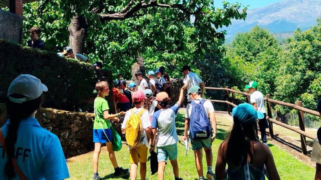 Alumnos Casvi Camp disfrutando de la naturaleza y juegos