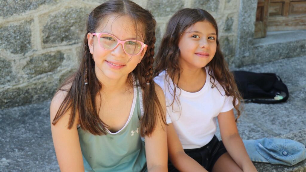Dos alumnas de Casvi en el campamento Casvi Camp Gredos